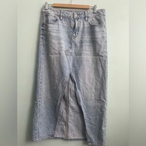 American Eagle Outfitters Light Blue Boyfriend Jeans